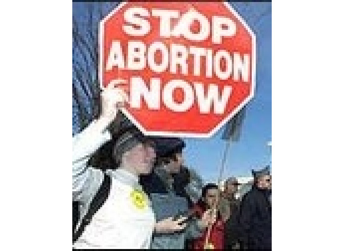 Manifestare contro l'aborto diventerà reato?